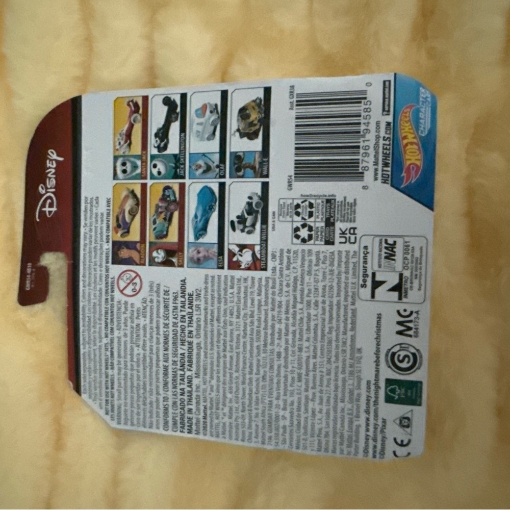 Hot Wheels Disney Character Car Steamboat Willie Mickey Mouse Black‎ White GXR38 - Picture 2 of 3